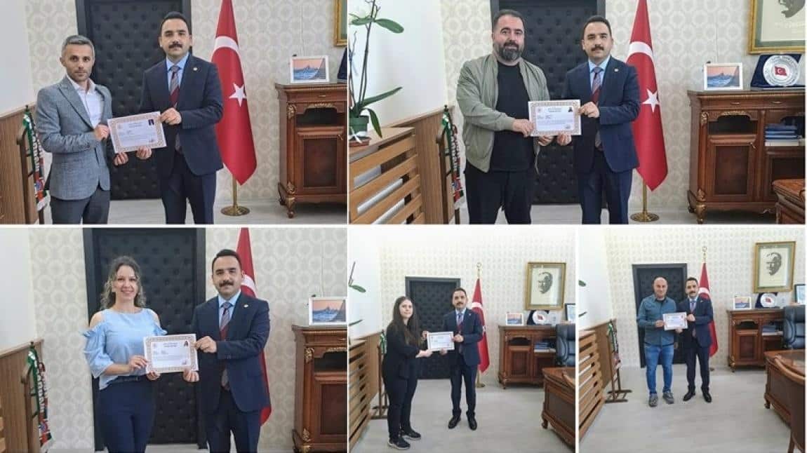 Sayın Kaymakamımızdan Öğretmenlerimize Başarı Belgesi